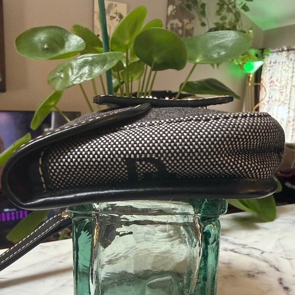 Dooney & Bourke Black and Gray Wristlet - Picture 5 of 9